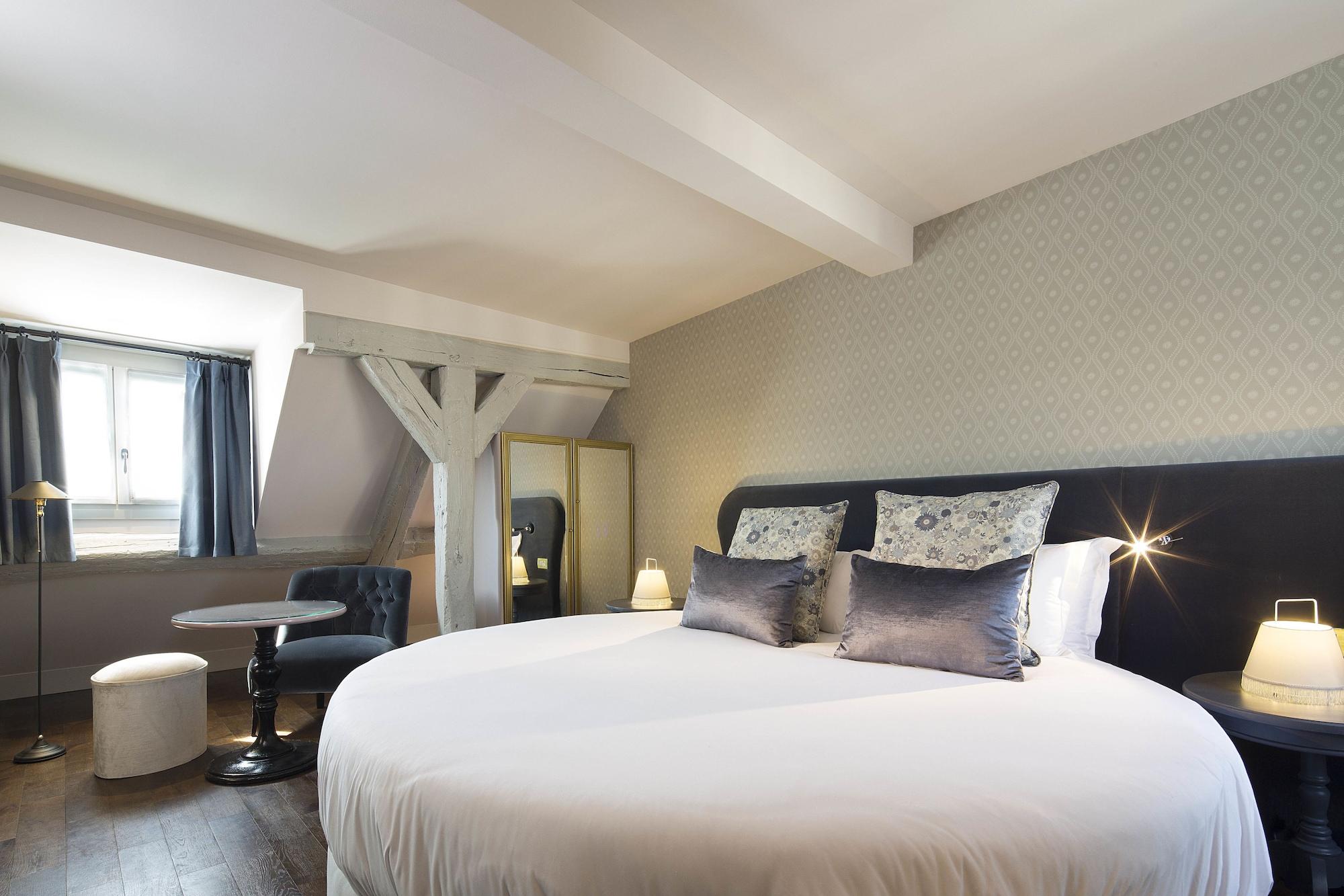 Les Plumes Hotel Parigi Esterno foto