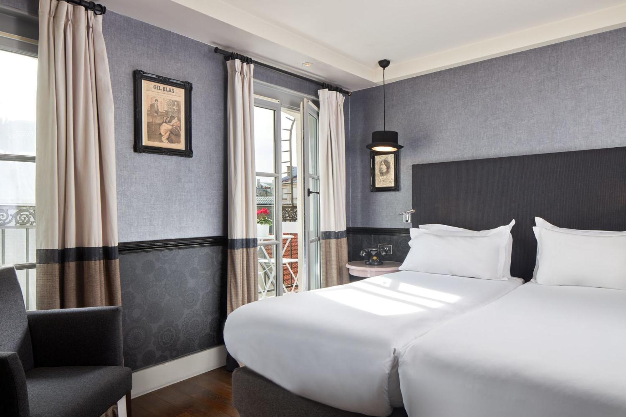 Les Plumes Hotel Parigi Esterno foto