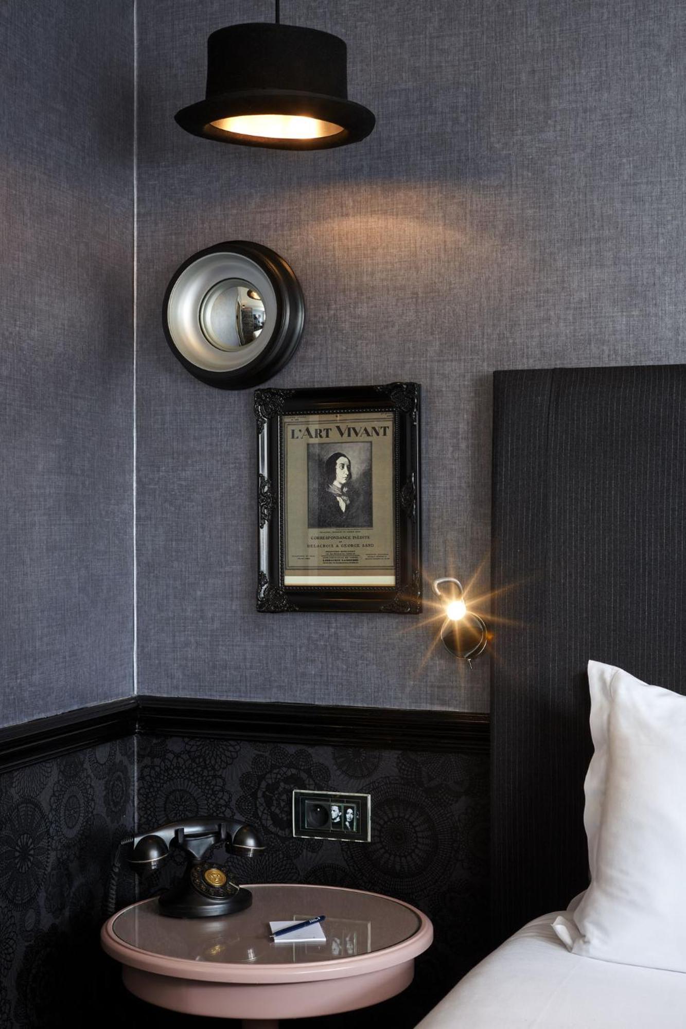 Les Plumes Hotel Parigi Esterno foto