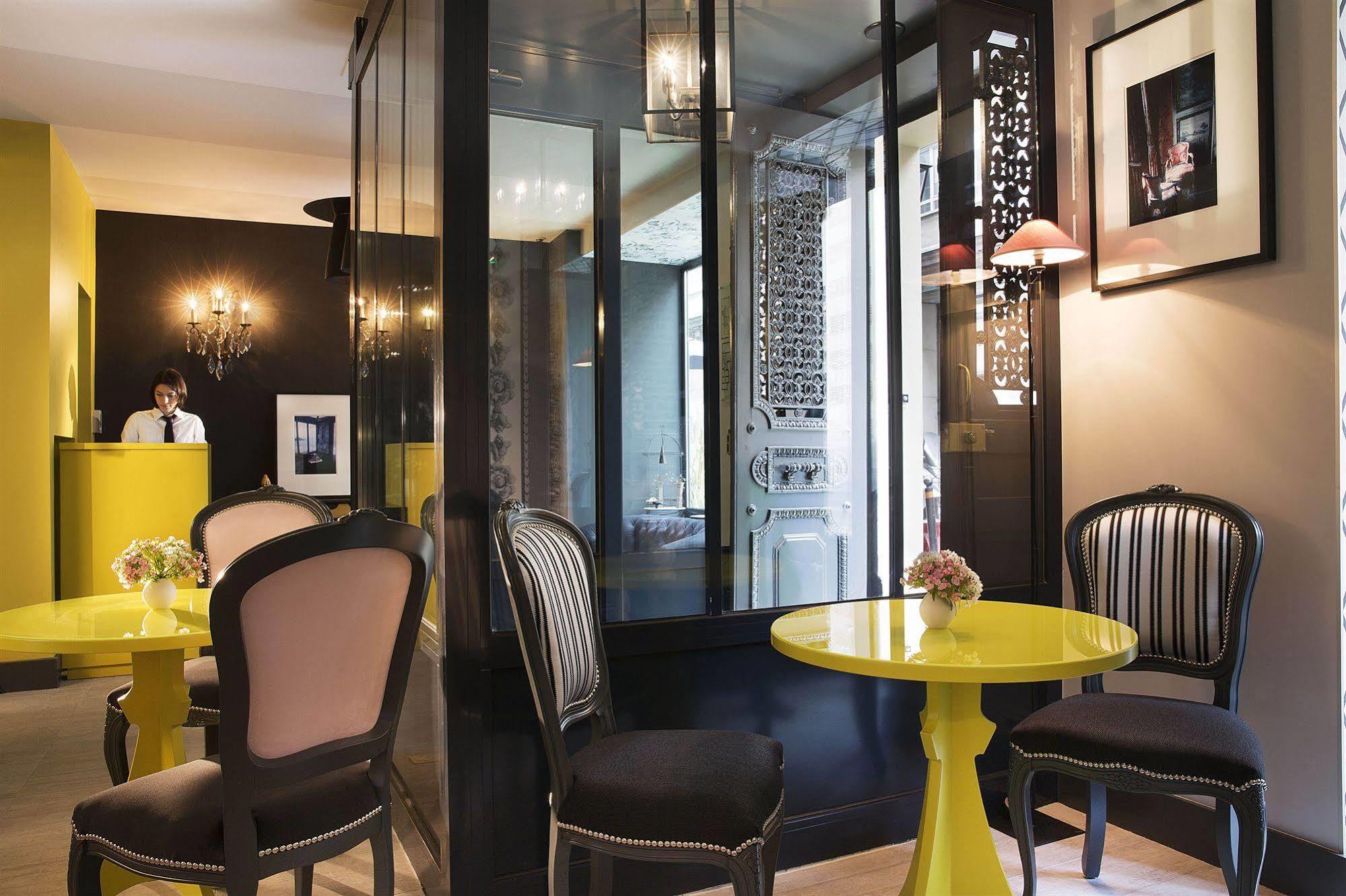 Les Plumes Hotel Parigi Esterno foto